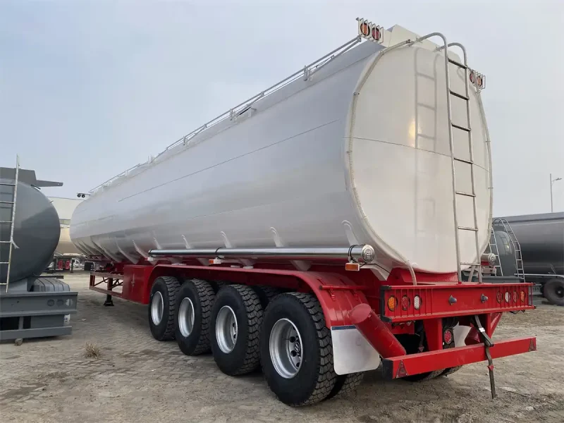Carbon Steel Oil Tanker Trailer for Sale