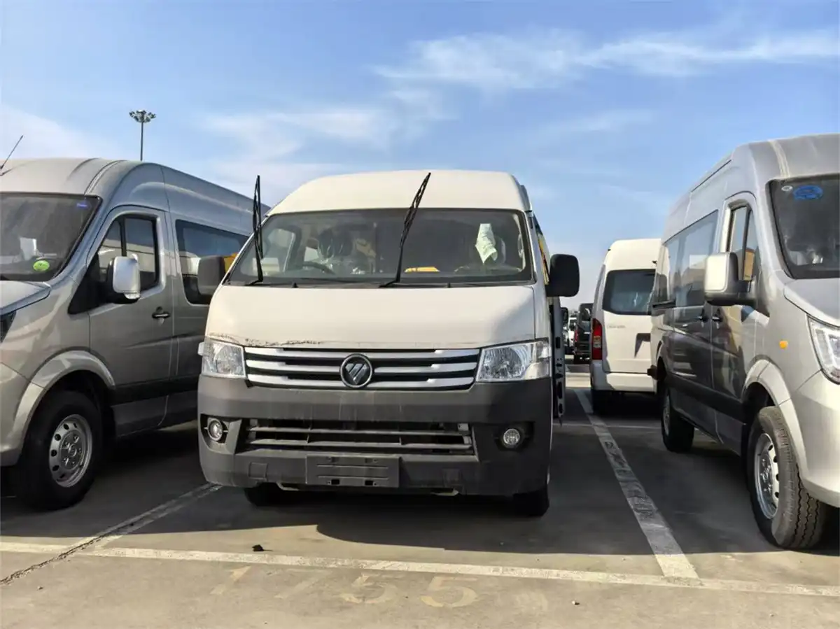 FOTON VAN