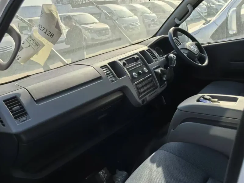 FOTON VAN
