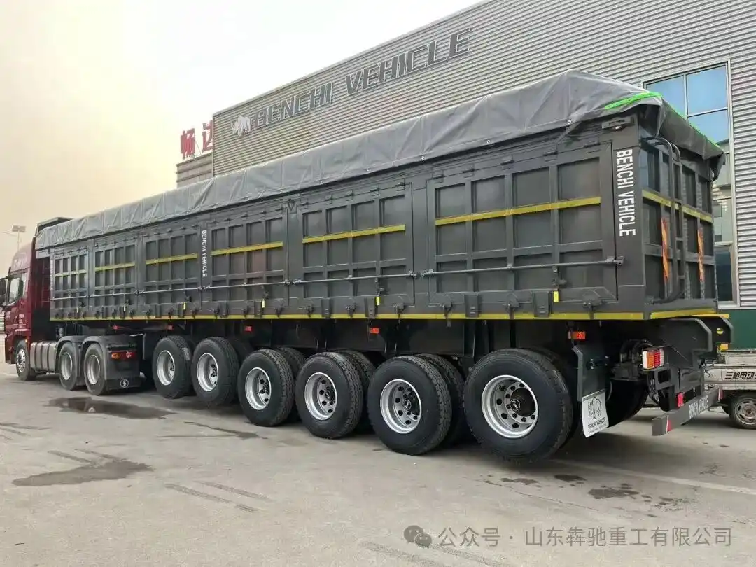 Side-Tilting Dump Semi-Trailer